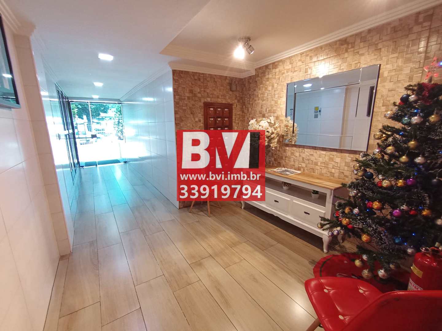 Apartamento à venda com 2 quartos, 73m² - Foto 1