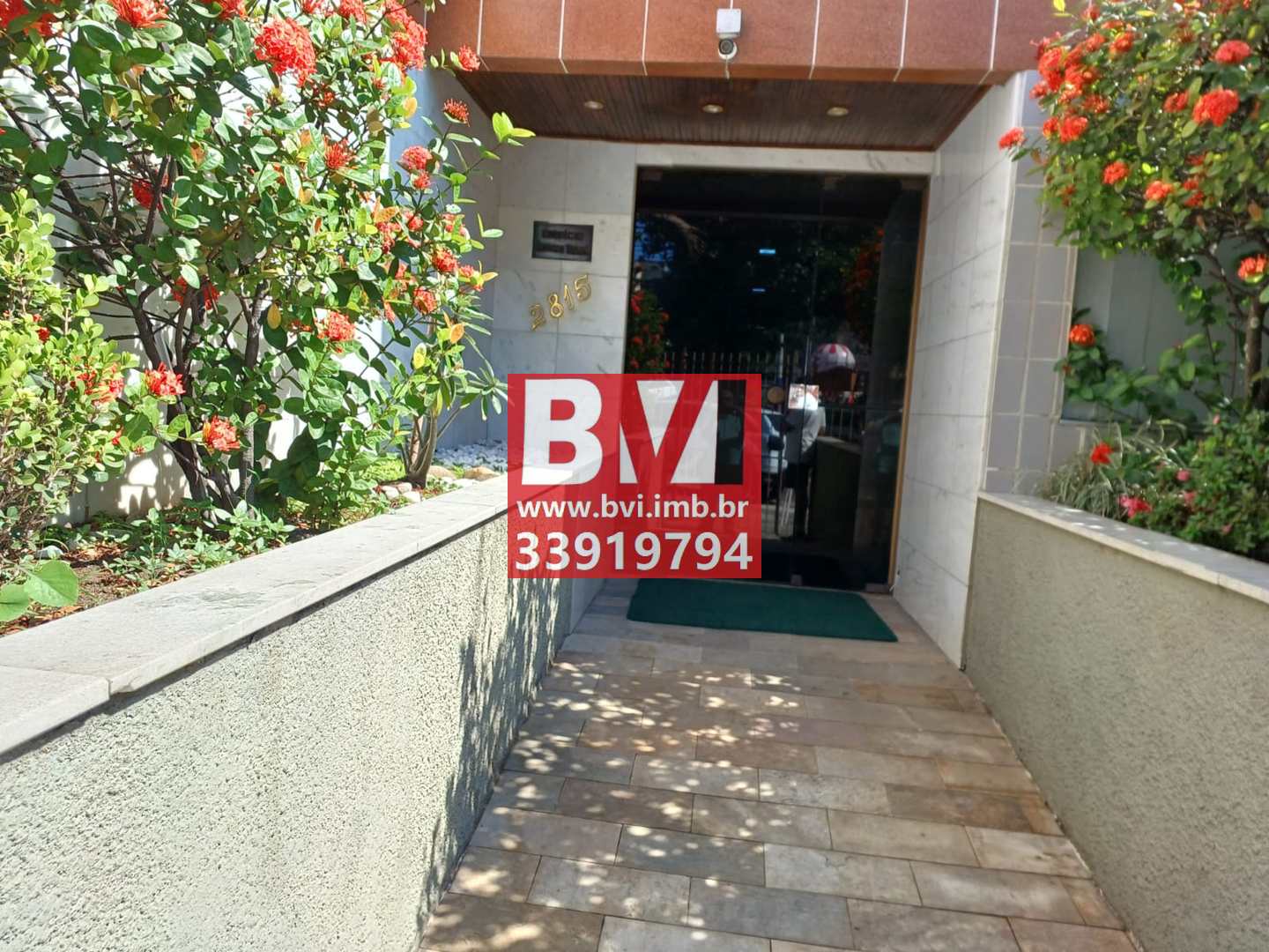 Apartamento à venda com 2 quartos, 73m² - Foto 4