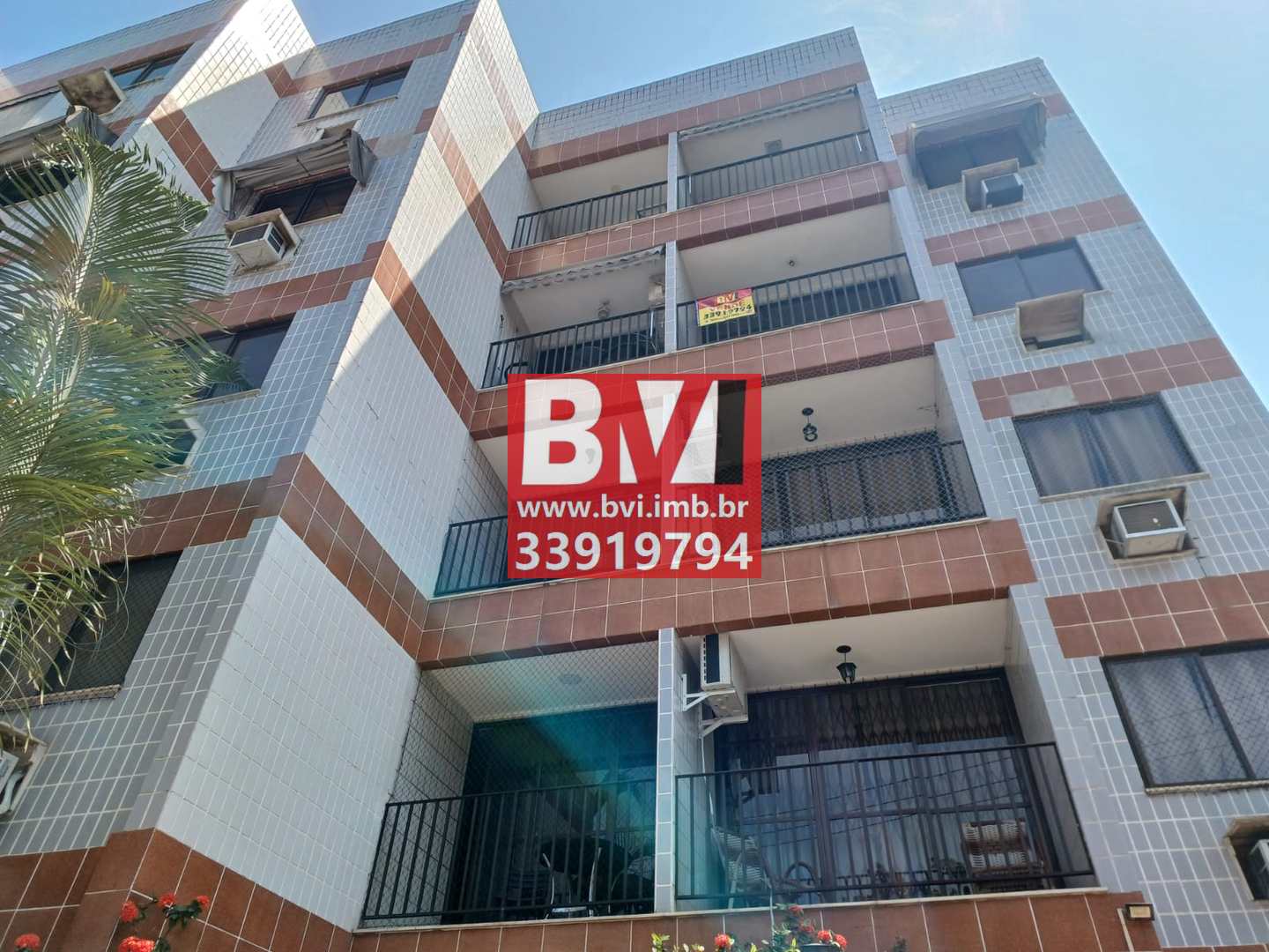 Apartamento à venda com 2 quartos, 73m² - Foto 2