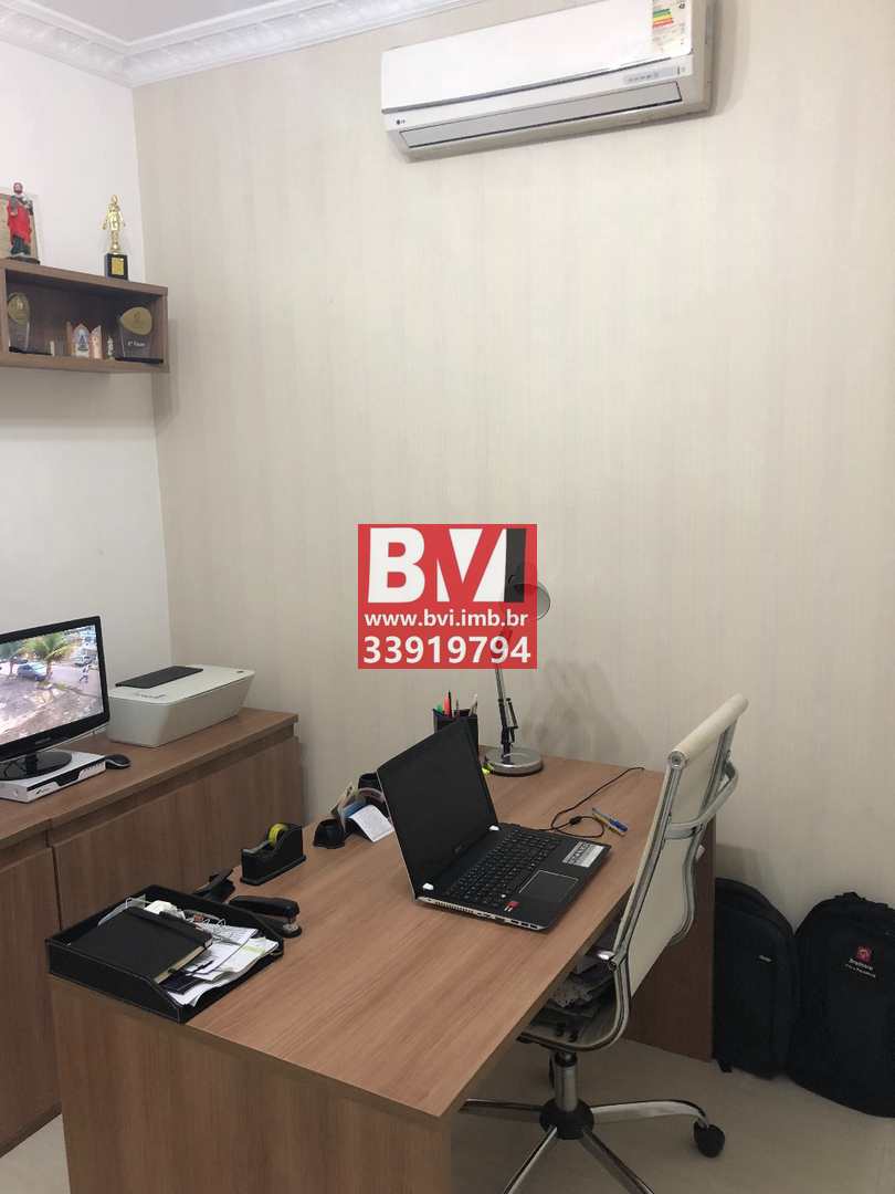 Casa à venda com 4 quartos, 303m² - Foto 16