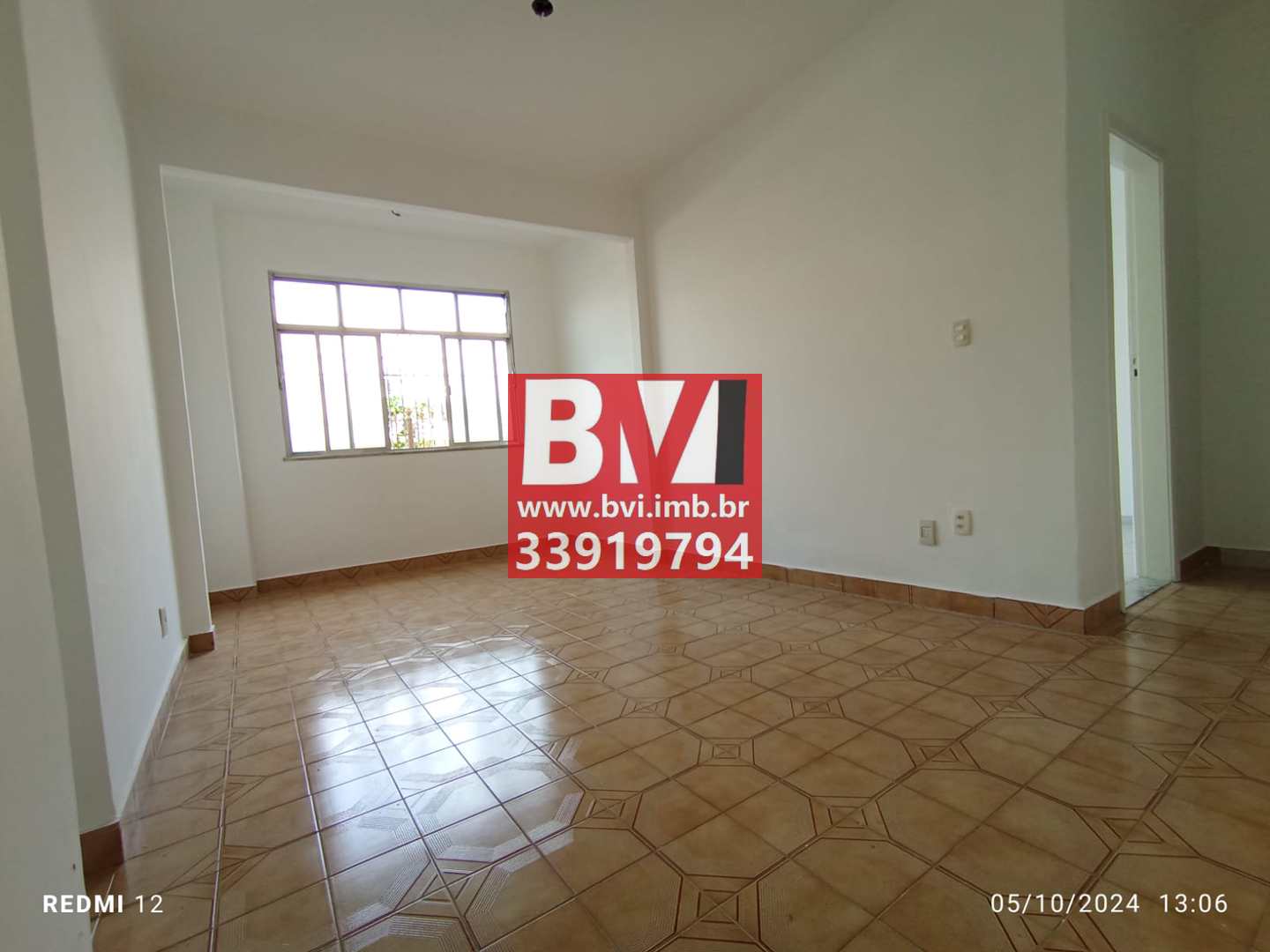 Apartamento à venda com 2 quartos, 70m² - Foto 1