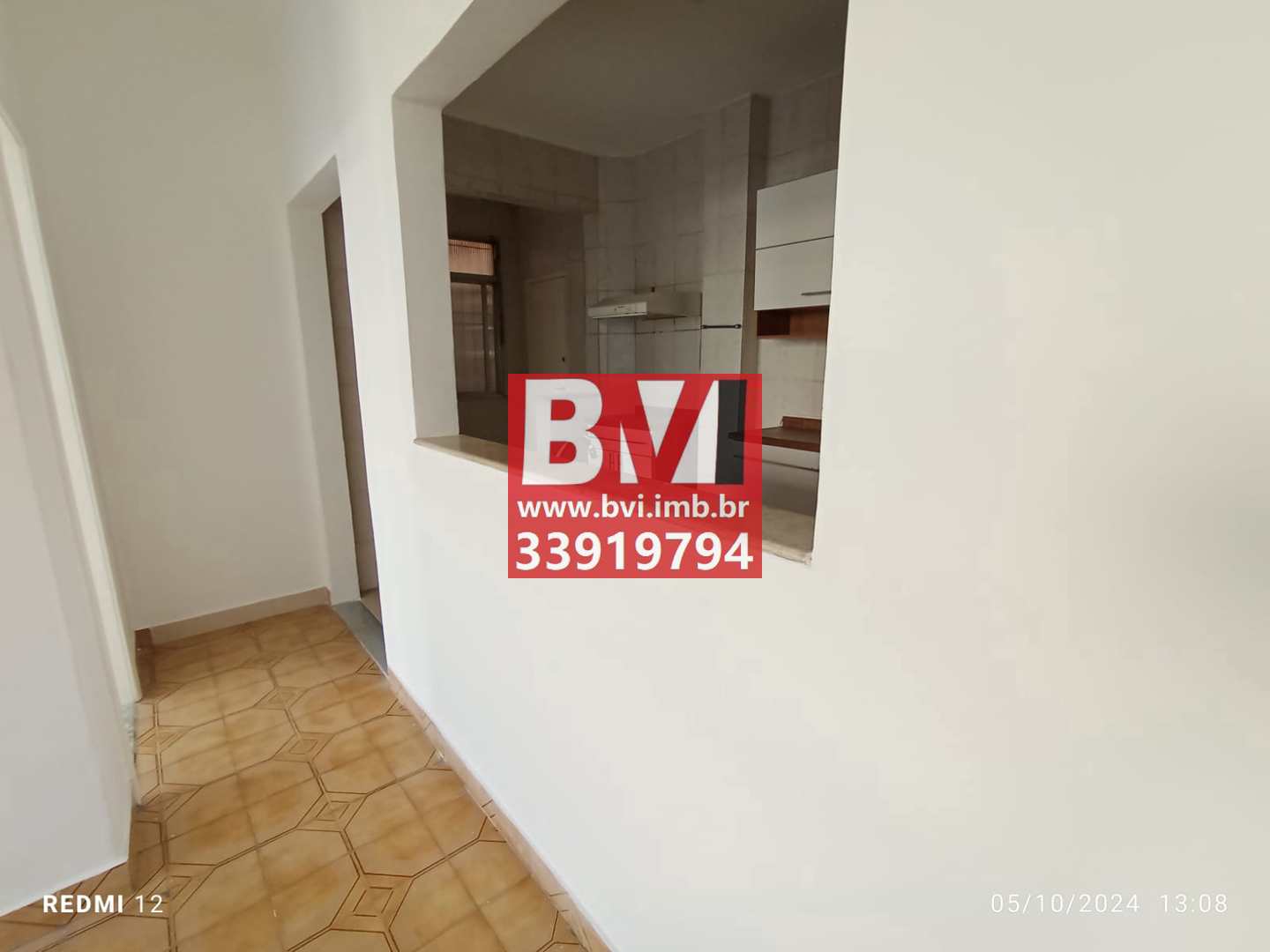 Apartamento à venda com 2 quartos, 70m² - Foto 9