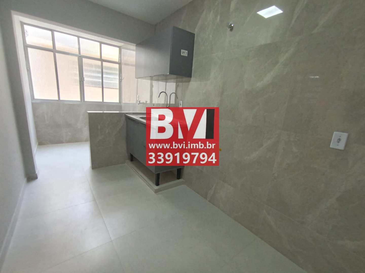 Apartamento à venda com 2 quartos, 60m² - Foto 11