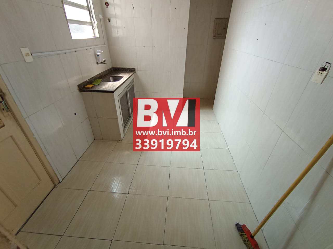 Apartamento à venda com 2 quartos, 60m² - Foto 18