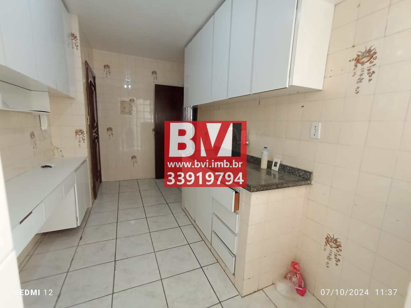 Apartamento à venda com 2 quartos, 75m² - Foto 21