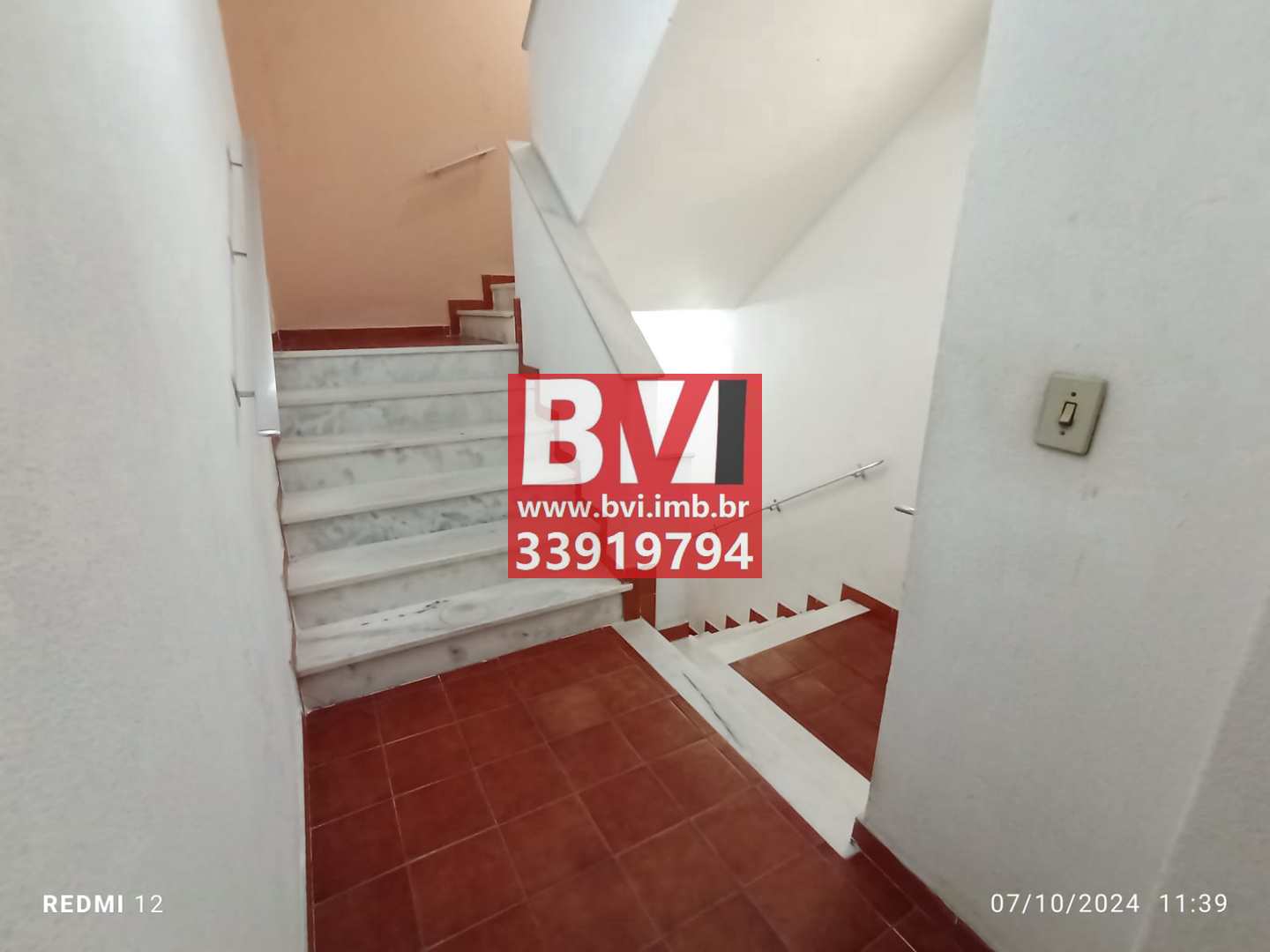 Apartamento à venda com 2 quartos, 75m² - Foto 4