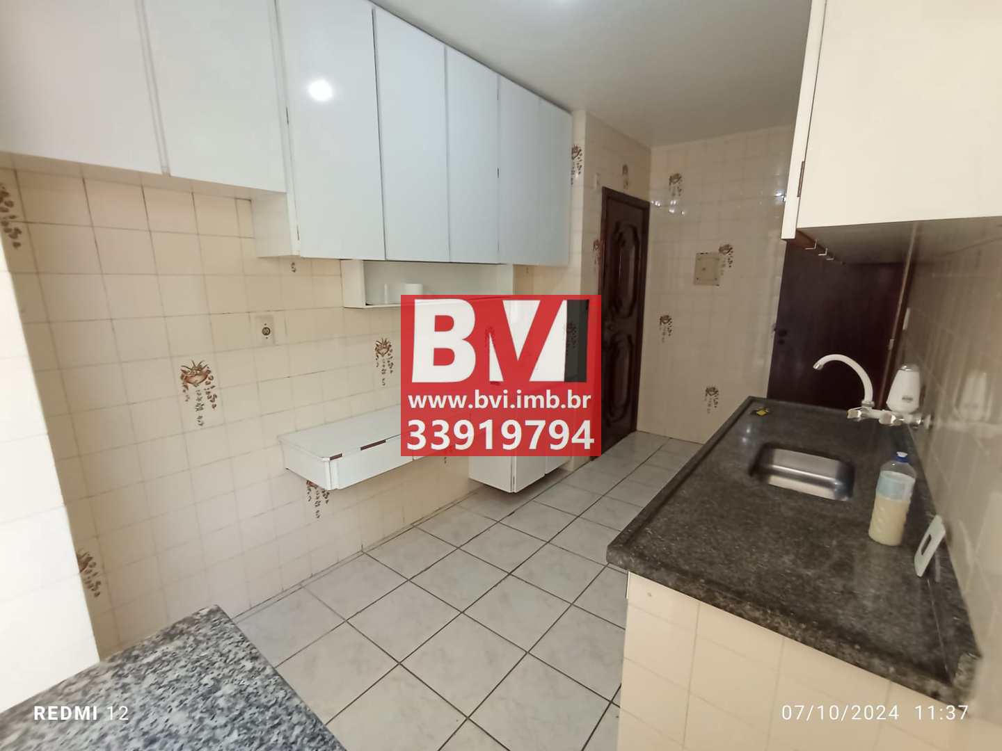 Apartamento à venda com 2 quartos, 75m² - Foto 22