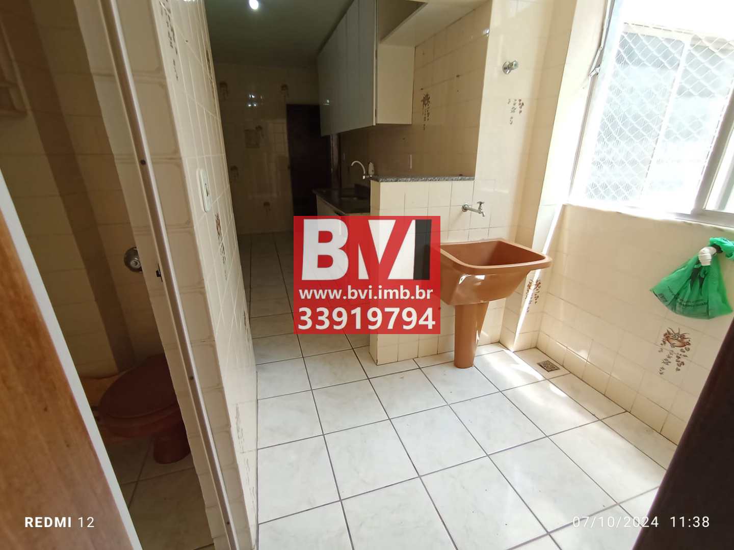 Apartamento à venda com 2 quartos, 75m² - Foto 23