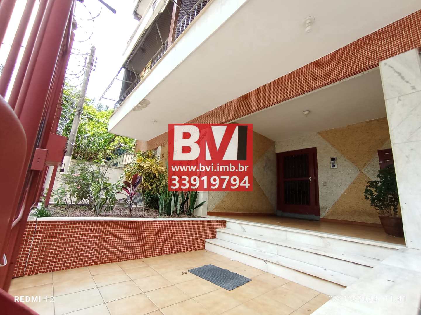 Apartamento à venda com 2 quartos, 75m² - Foto 3