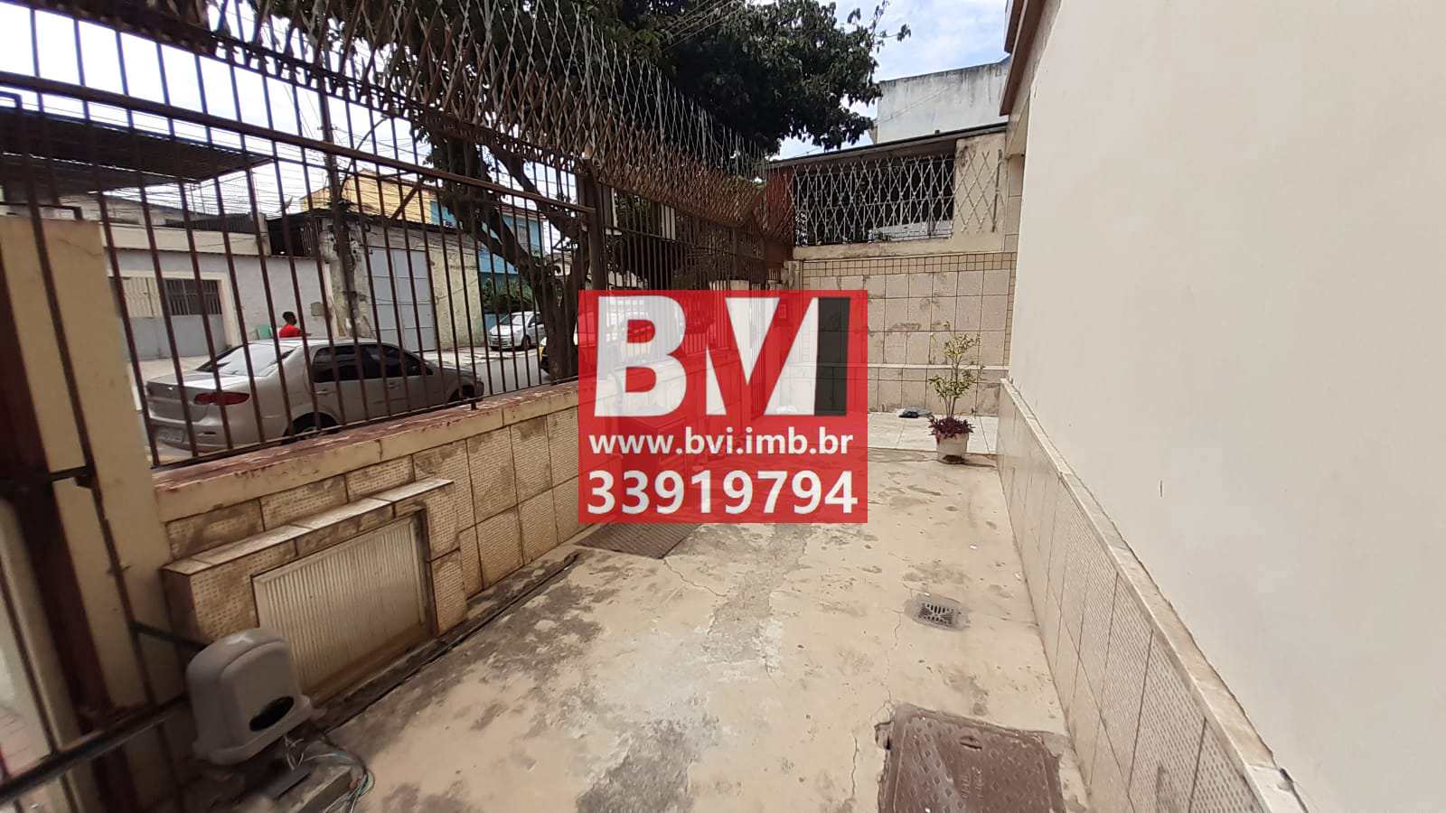 Apartamento à venda com 2 quartos, 75m² - Foto 2