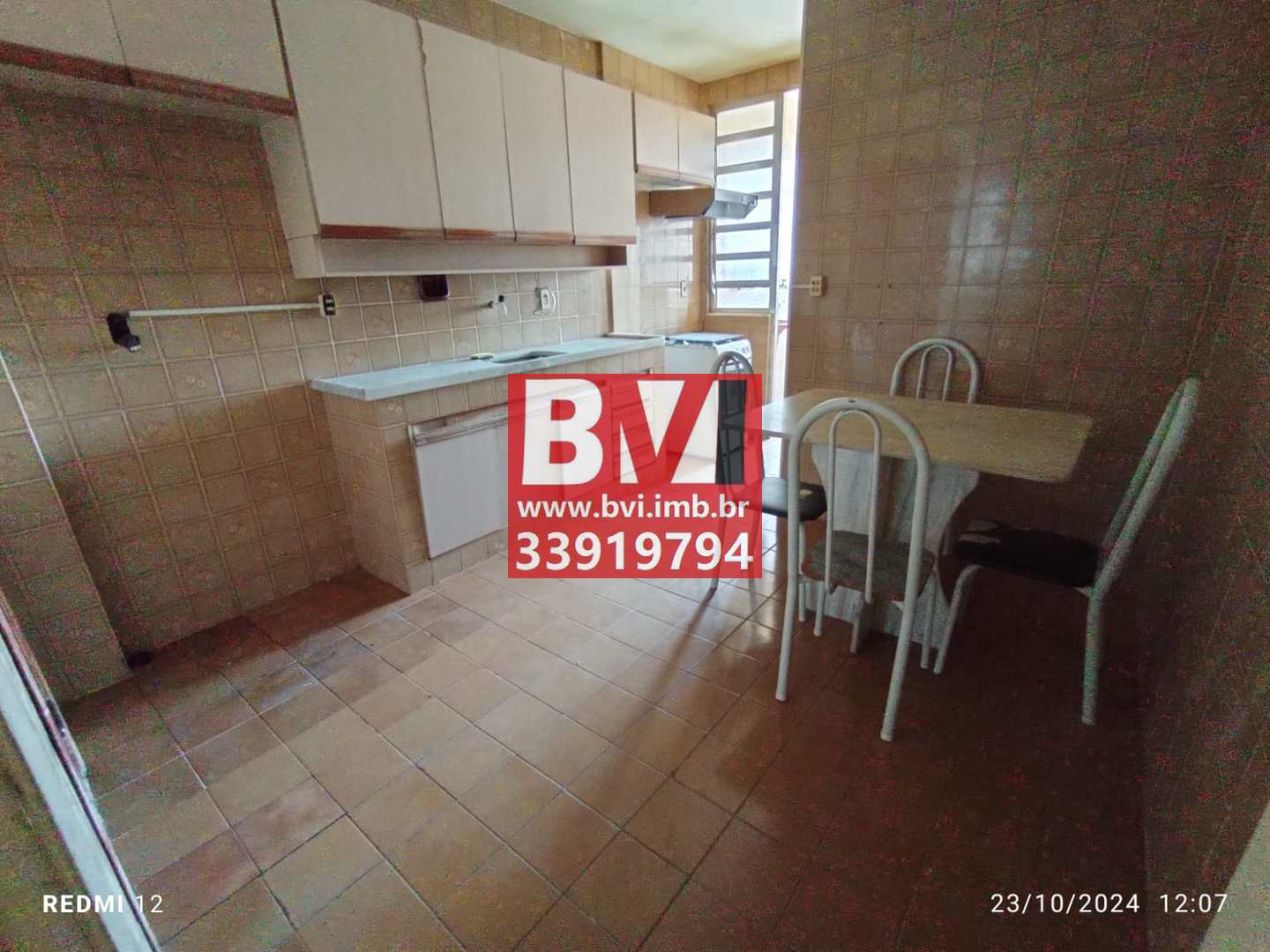 Apartamento à venda com 2 quartos, 80m² - Foto 32