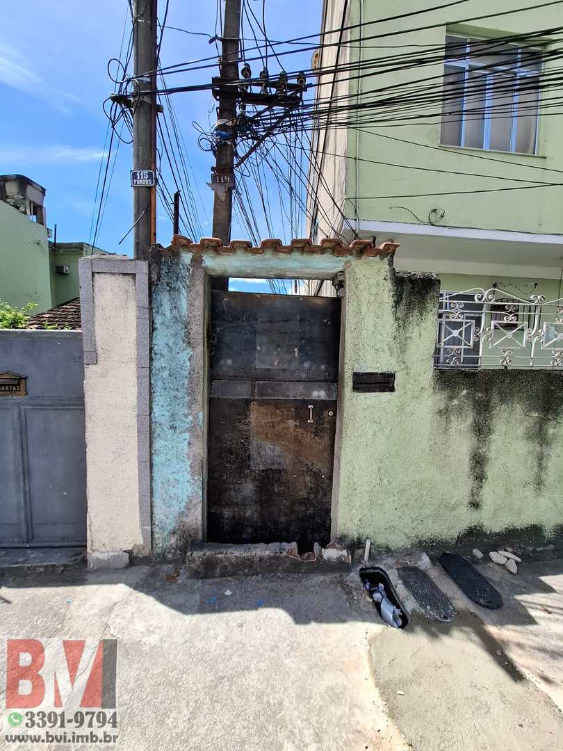 Casa de Vila com 3 dorms, Vaz Lobo, Rio de Janeiro - R$ 210 mil, Cod: 2422