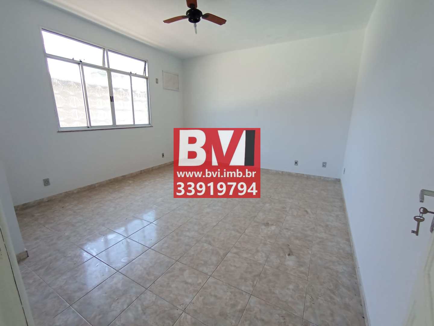 Casa à venda com 5 quartos, 120m² - Foto 14