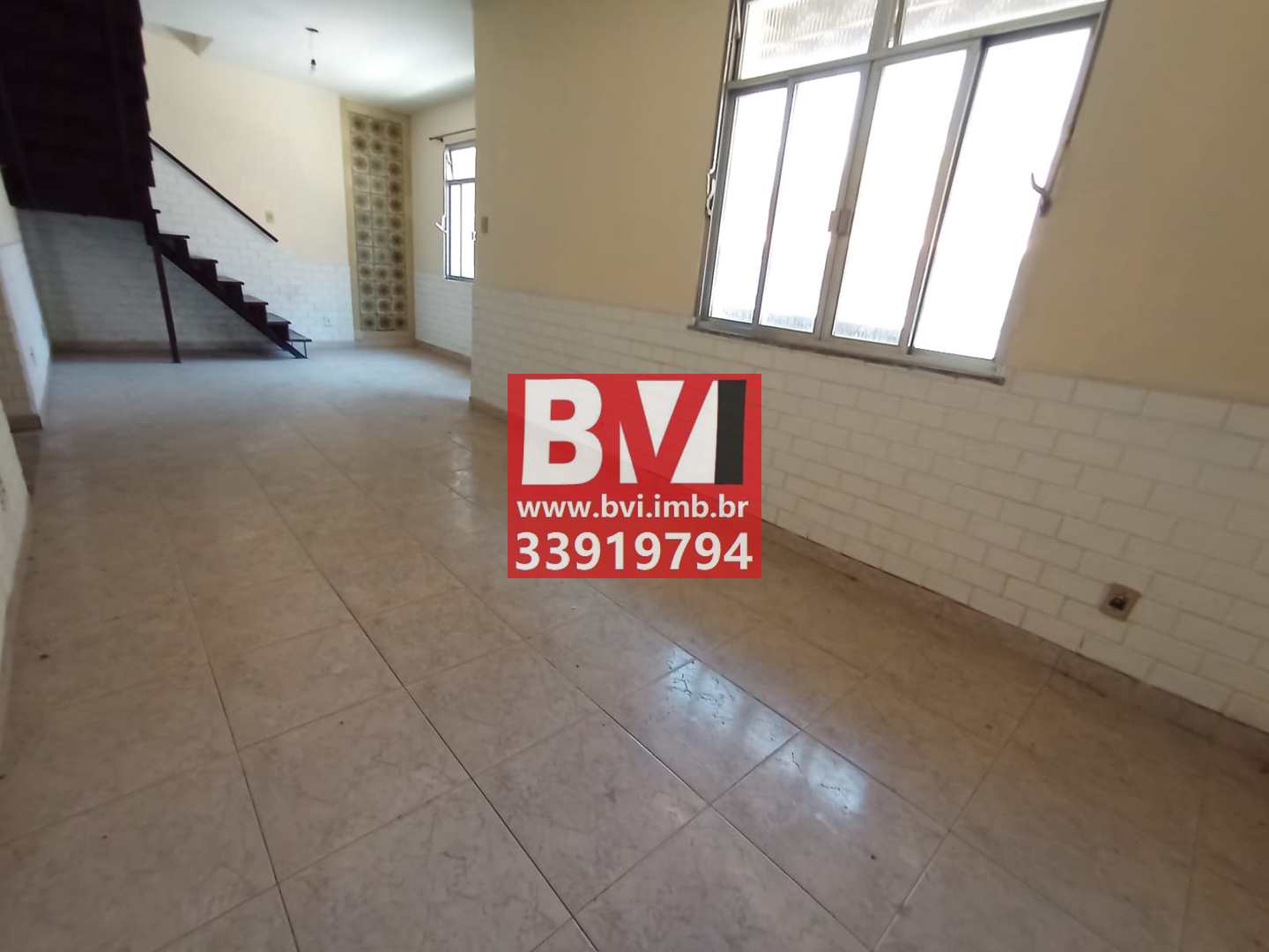 Casa à venda com 5 quartos, 120m² - Foto 3