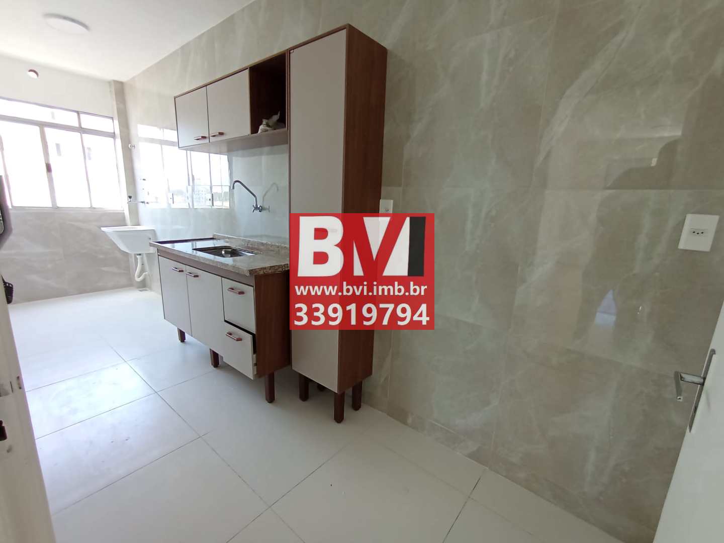 Apartamento à venda com 2 quartos, 65m² - Foto 13