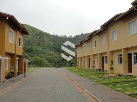 Sobrado de Condomínio com 2 dorms, Nogueira, Guararema - R 