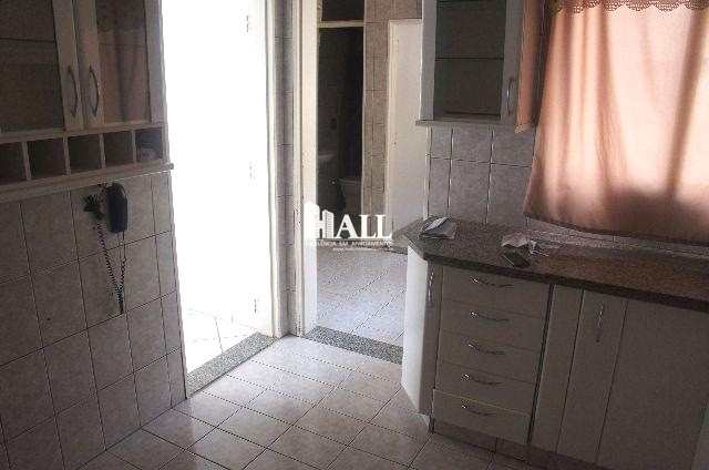 Apartamento à venda com 3 quartos, 97m² - Foto 3