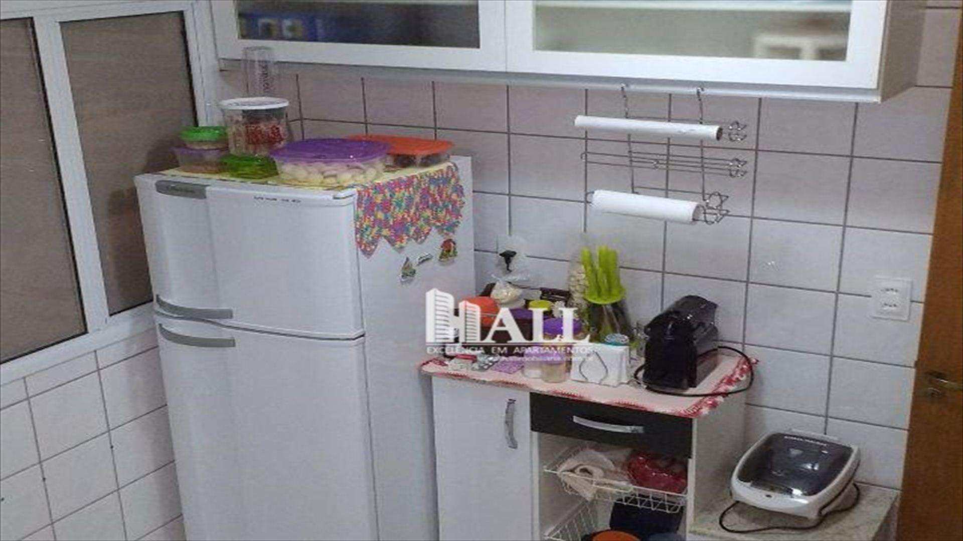 Apartamento à venda com 3 quartos, 95m² - Foto 9