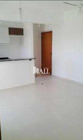 Apartamento à venda com 2 quartos, 74m² - Foto 3