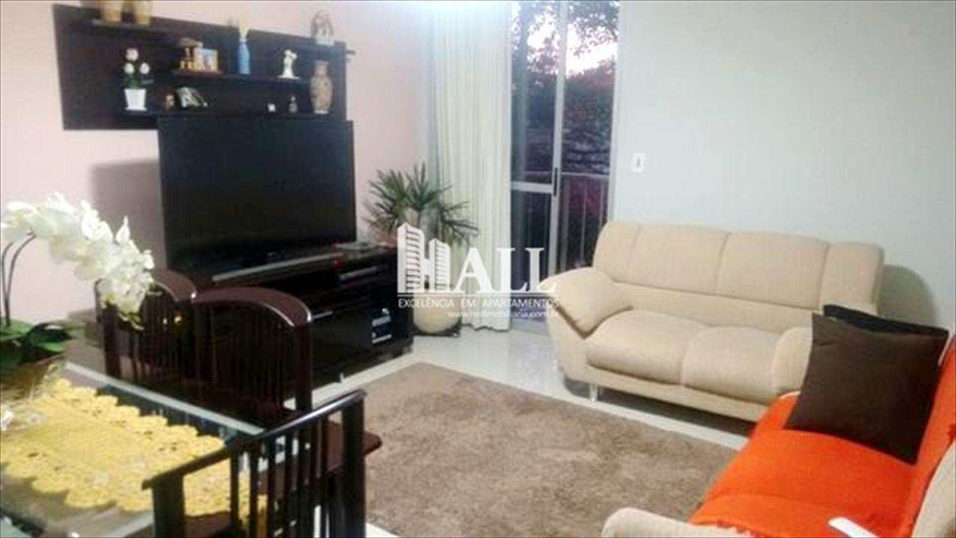 Apartamento à venda com 3 quartos, 82m² - Foto 1