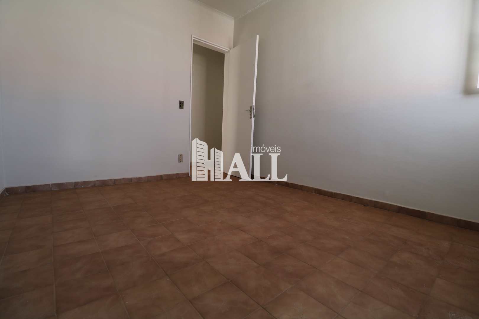 Apartamento à venda com 2 quartos, 64m² - Foto 5