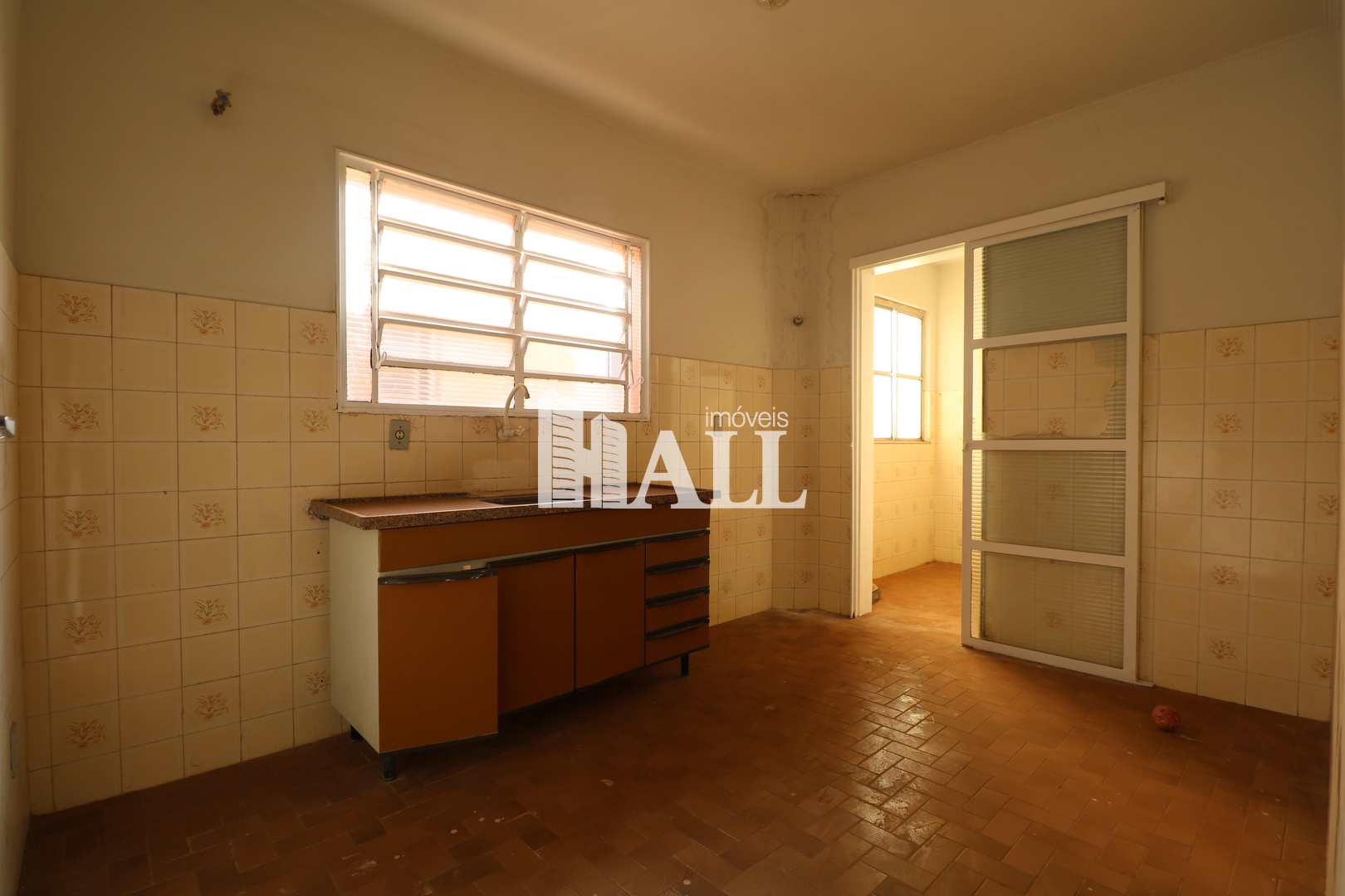 Apartamento à venda com 2 quartos, 64m² - Foto 3