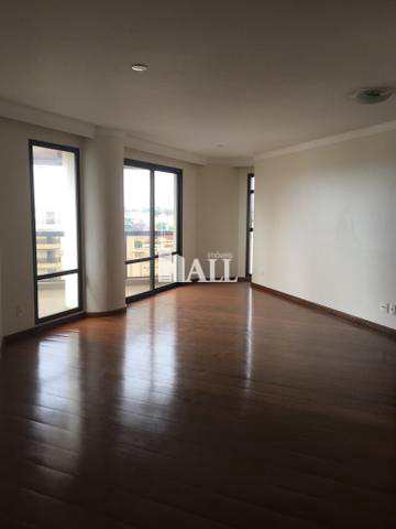 Apartamento à venda com 3 quartos, 160m² - Foto 1