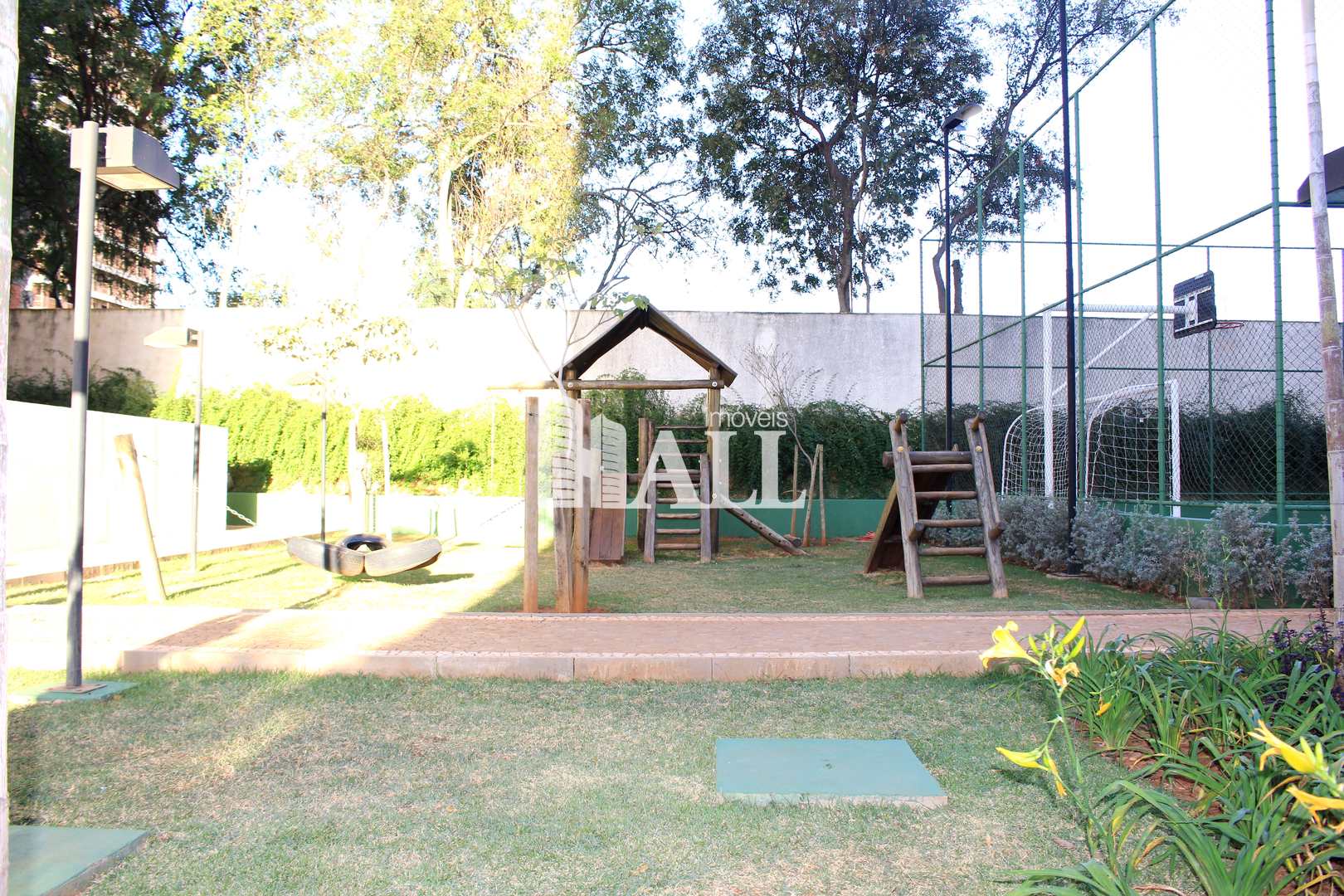 Apartamento à venda com 2 quartos, 79m² - Foto 19