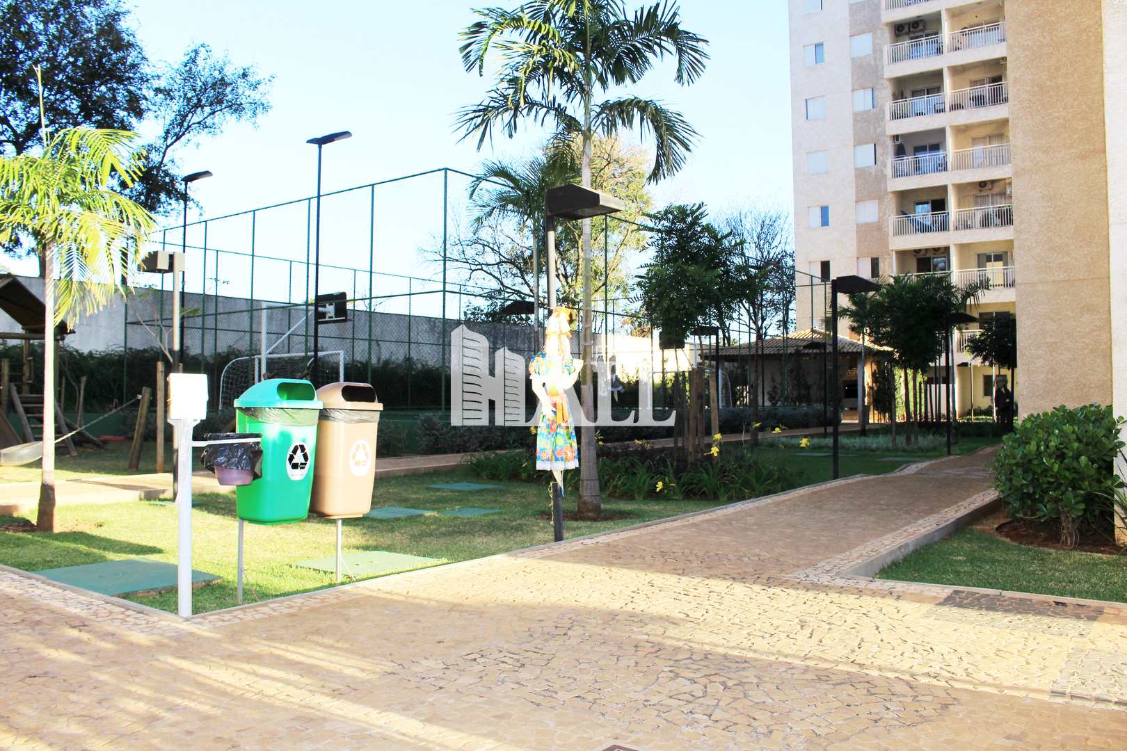 Apartamento à venda com 2 quartos, 79m² - Foto 18
