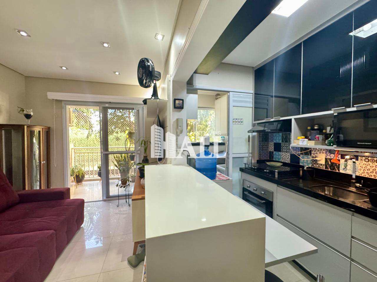 Apartamento à venda com 2 quartos, 79m² - Foto 4