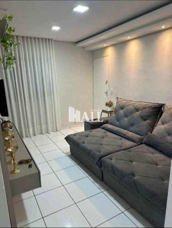 Apartamento à venda com 2 quartos, 77m² - Foto 2