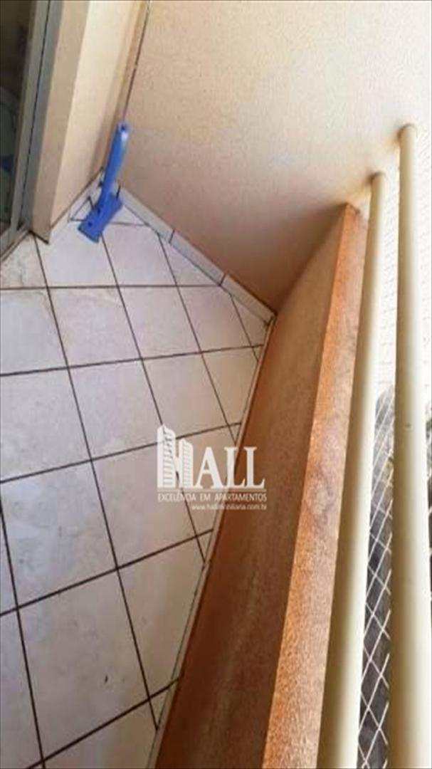 Apartamento à venda com 2 quartos, 67m² - Foto 2