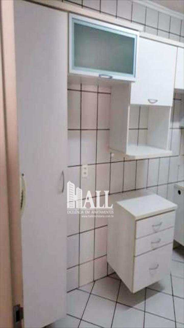 Apartamento à venda com 2 quartos, 67m² - Foto 4