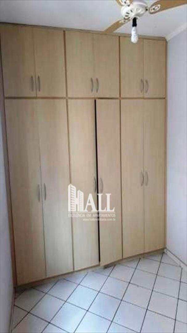 Apartamento à venda com 2 quartos, 67m² - Foto 3