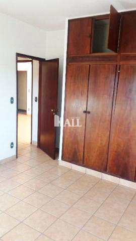 Apartamento à venda com 2 quartos, 79m² - Foto 2