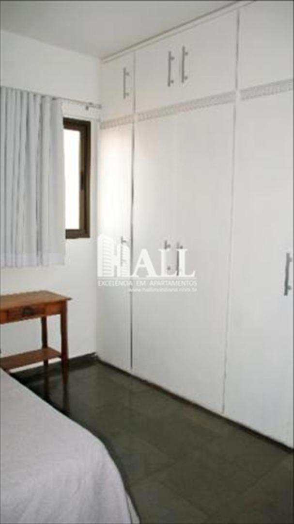 Apartamento à venda com 2 quartos, 68m² - Foto 9