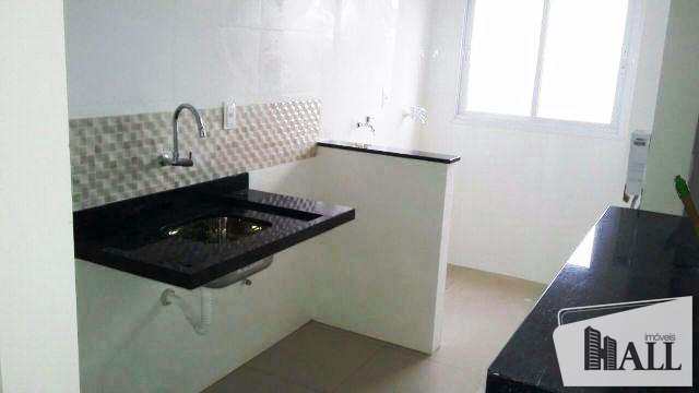 Apartamento à venda com 2 quartos, 70m² - Foto 2