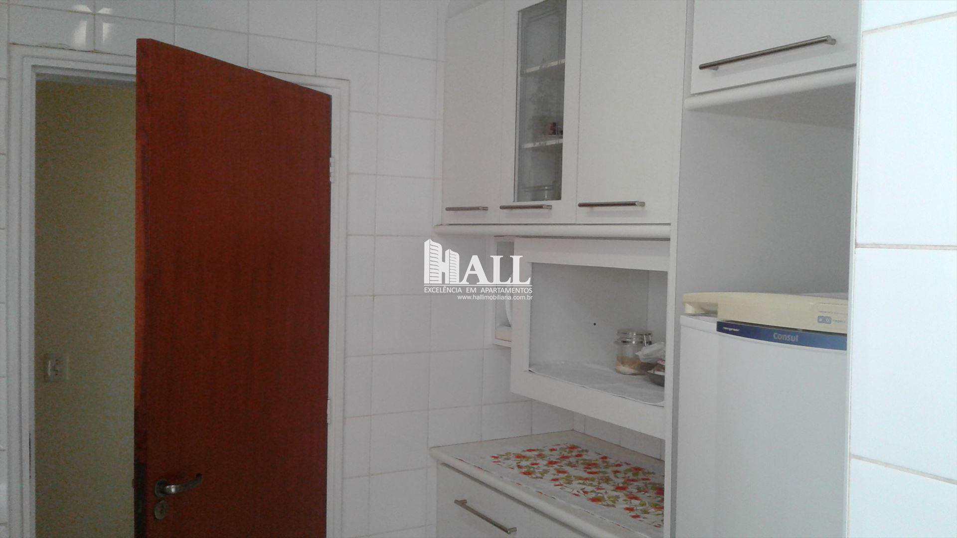 Apartamento à venda com 3 quartos, 90m² - Foto 11