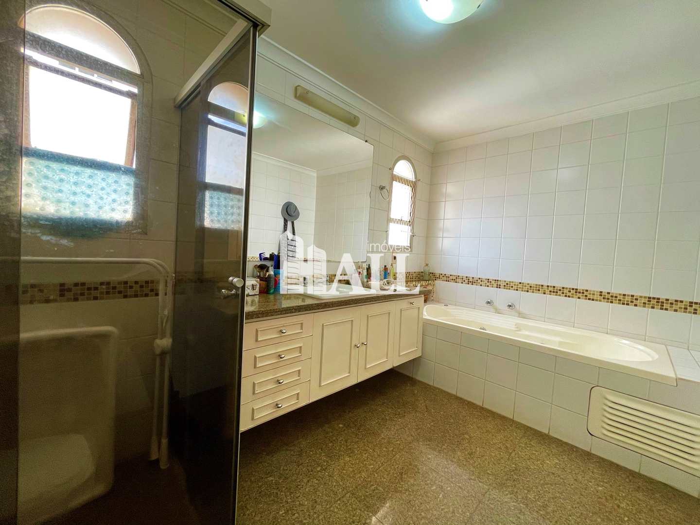 Apartamento à venda com 3 quartos, 240m² - Foto 14