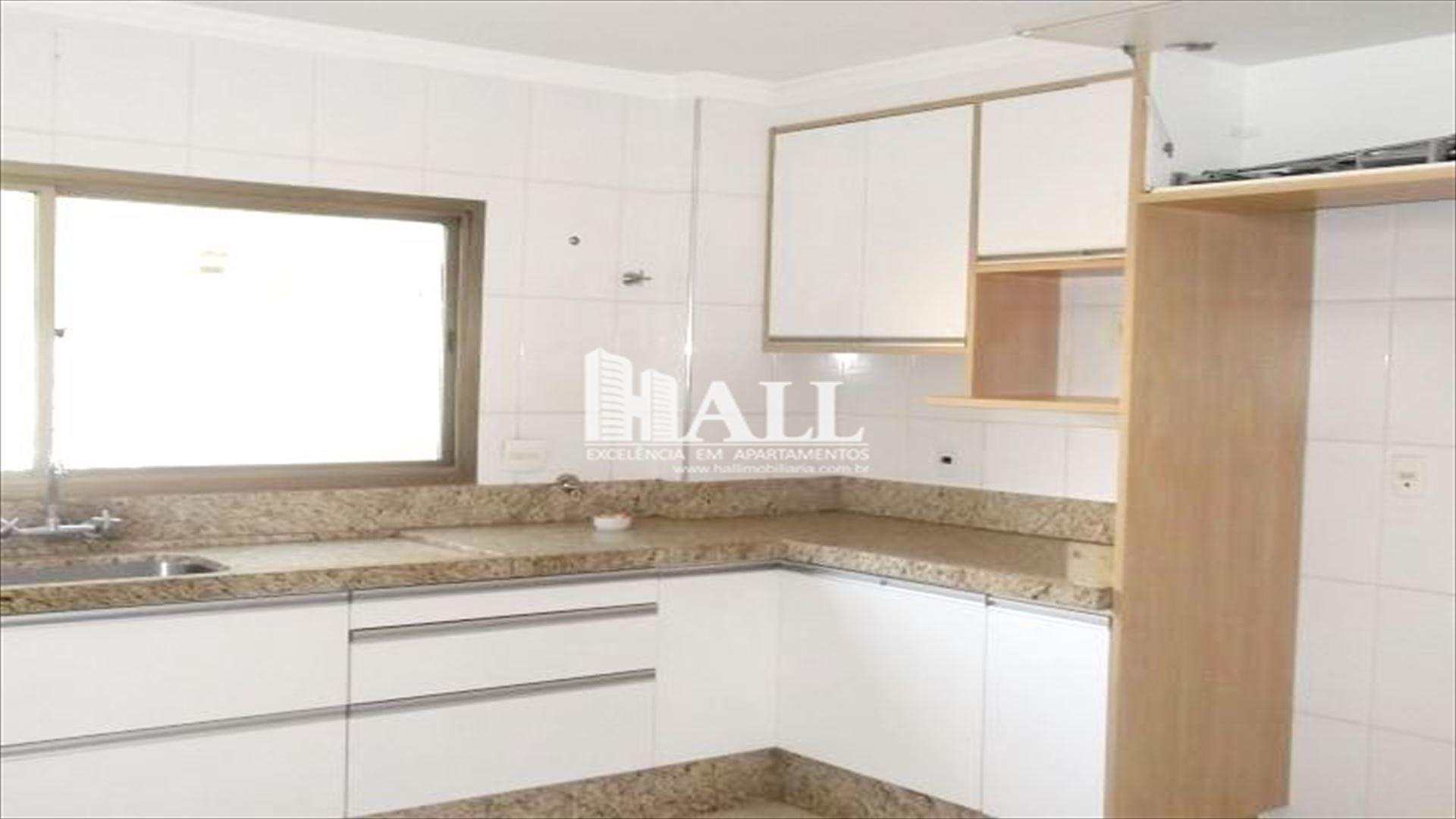 Apartamento à venda com 4 quartos, 234m² - Foto 13