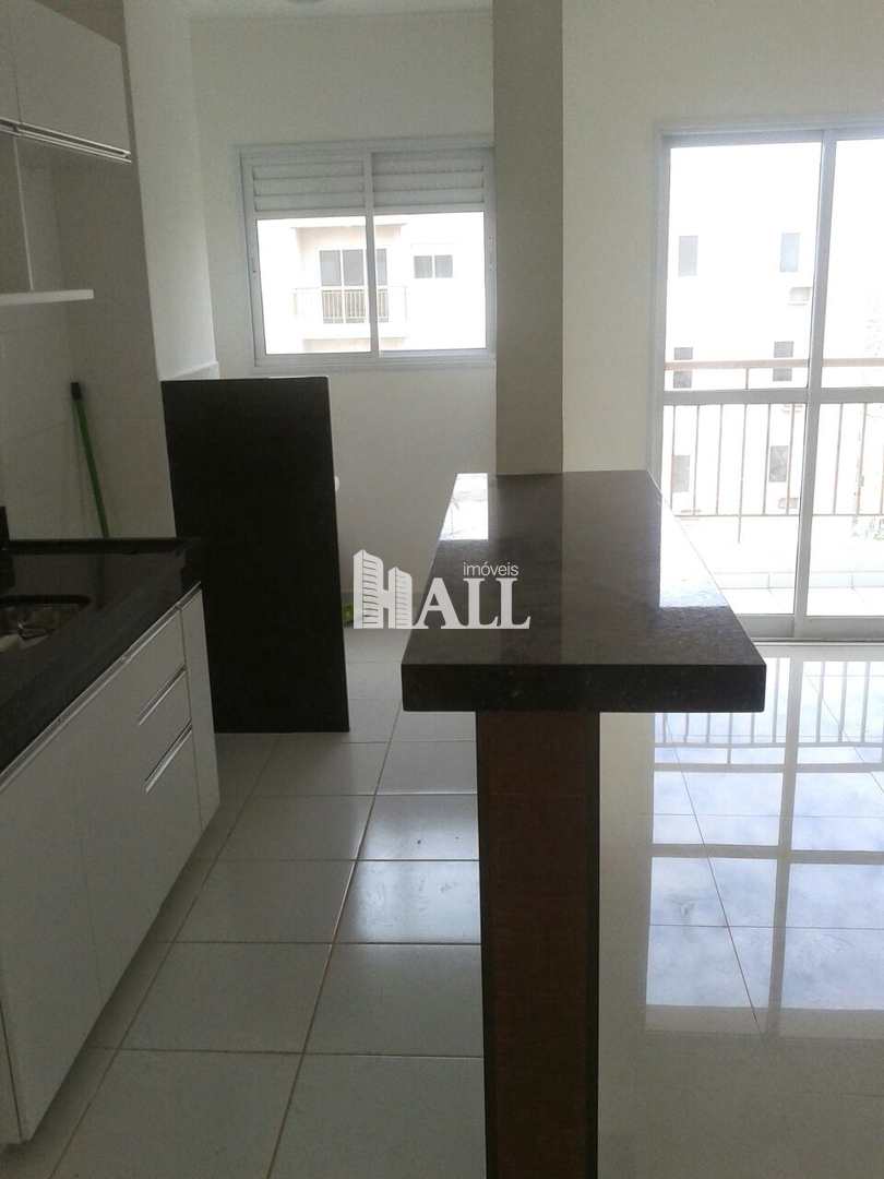 Apartamento à venda com 2 quartos, 64m² - Foto 1