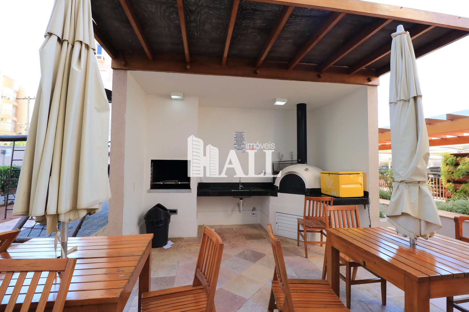 Apartamento à venda com 2 quartos, 64m² - Foto 19