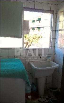 Apartamento à venda com 2 quartos, 72m² - Foto 3