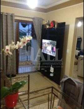 Apartamento à venda com 2 quartos, 72m² - Foto 1