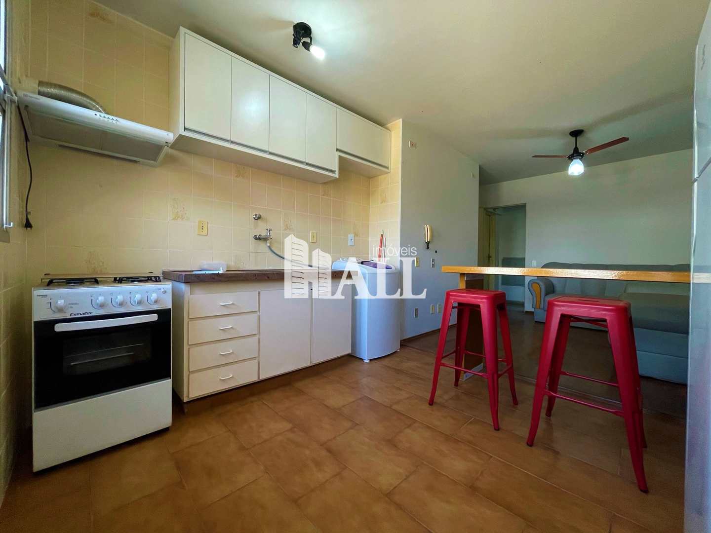 Apartamento à venda com 1 quarto, 72m² - Foto 2