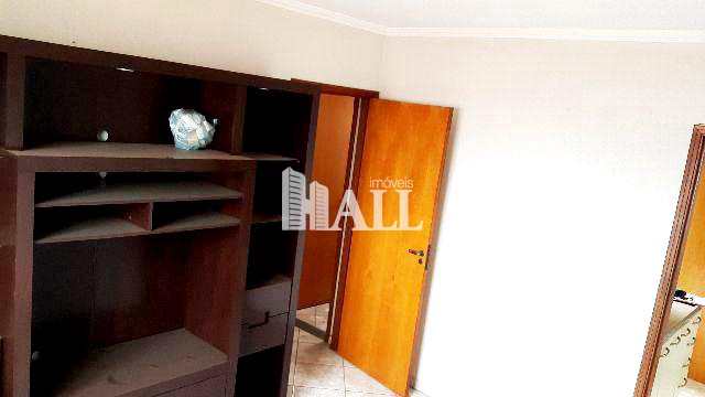 Apartamento à venda com 2 quartos, 64m² - Foto 1