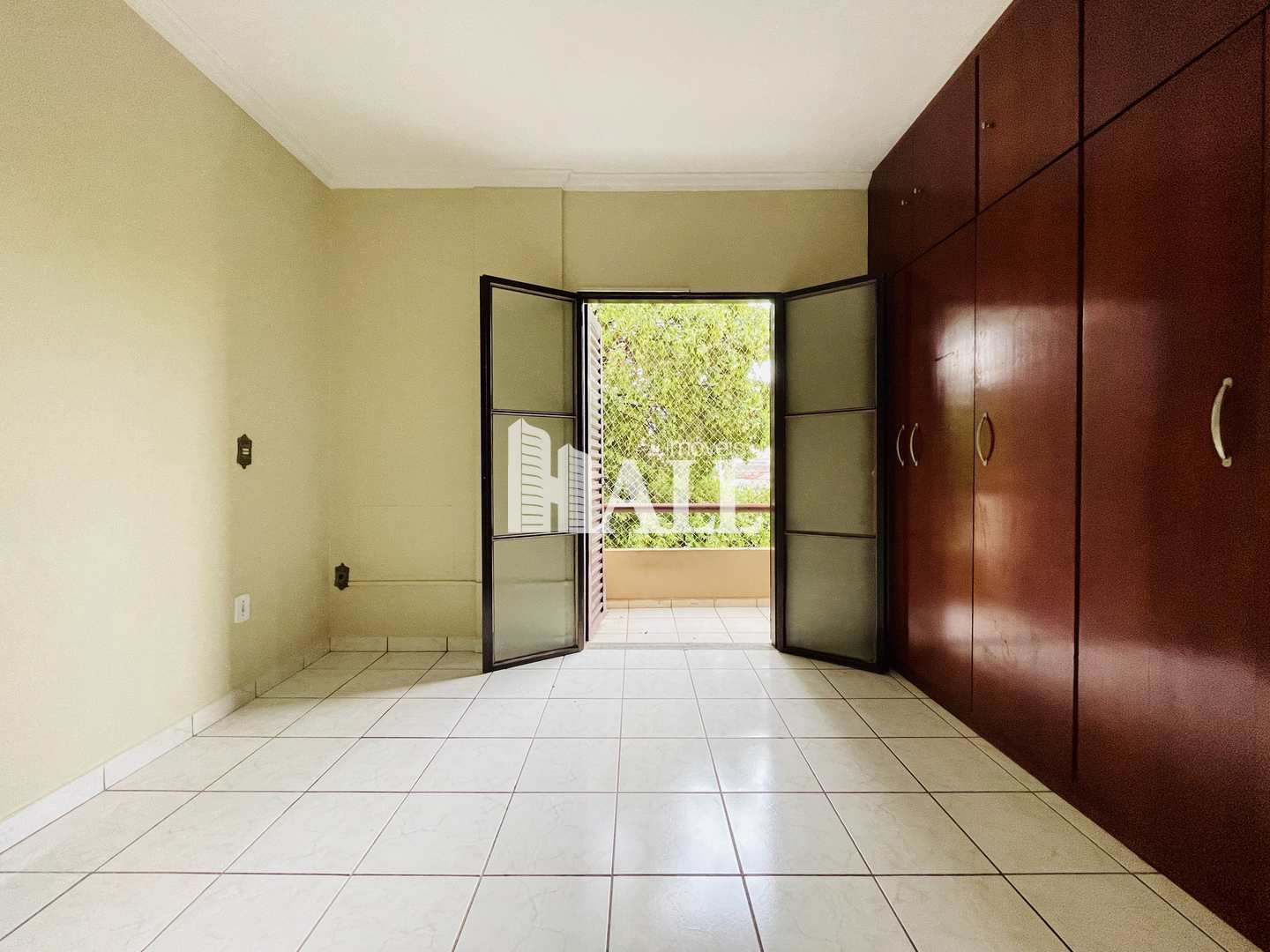 Apartamento à venda com 2 quartos, 95m² - Foto 7