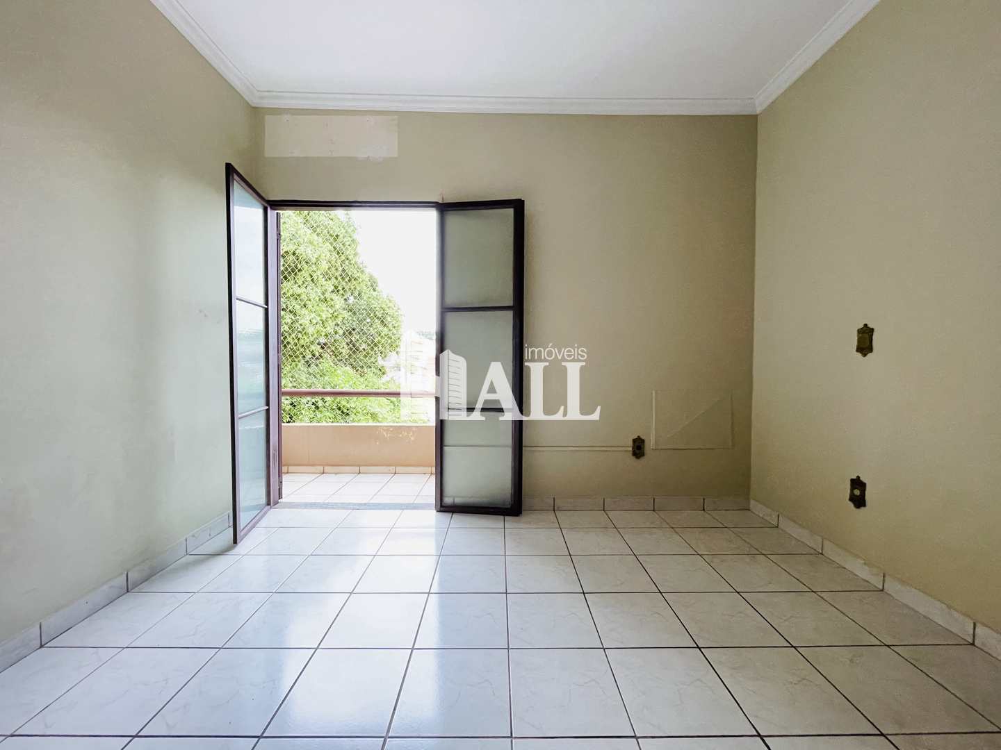 Apartamento à venda com 2 quartos, 95m² - Foto 3