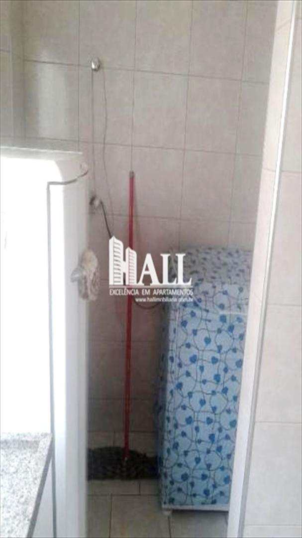 Apartamento à venda com 2 quartos, 64m² - Foto 11