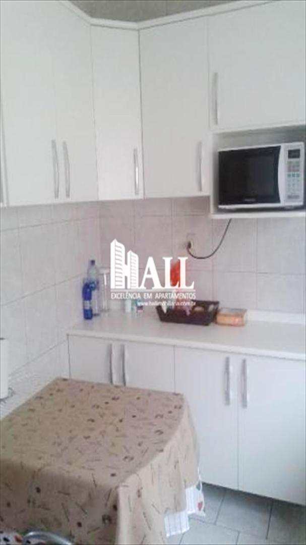 Apartamento à venda com 2 quartos, 64m² - Foto 3